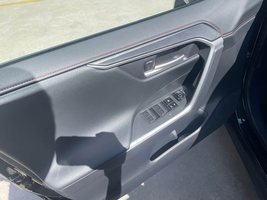 Toyota Wildlander New Energy 2023 #13 Toyota Wildlander New Energy 2023 car image #13