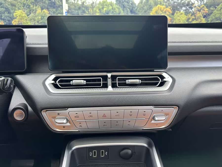 Haval H5 2023 #13 Haval H5 2023 car image #13