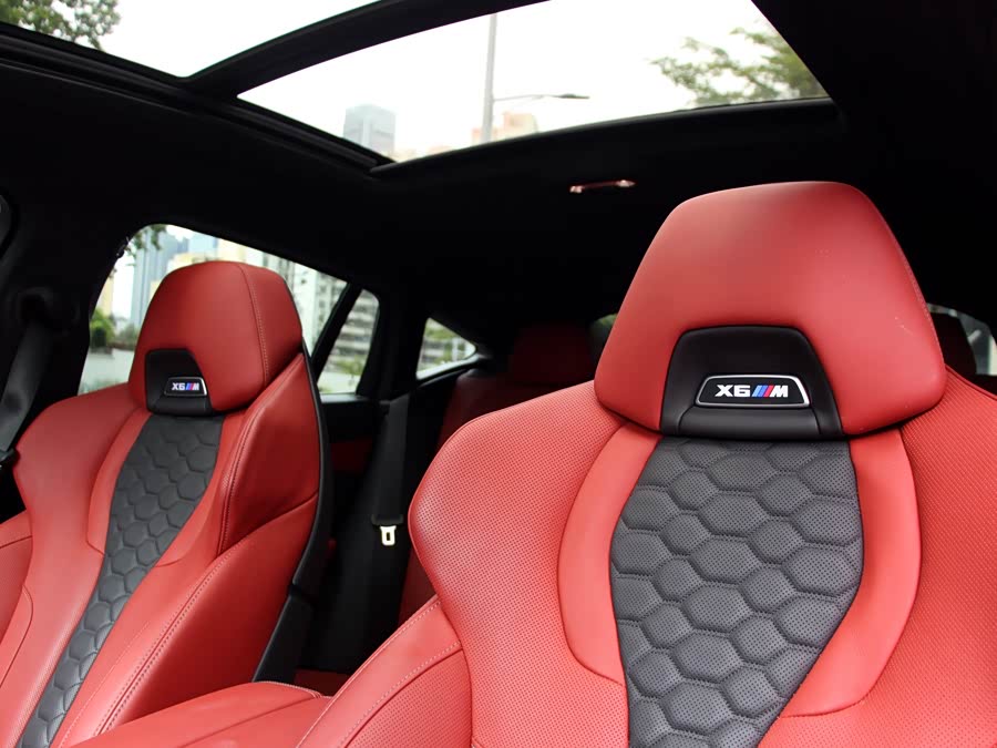 BMW X6 M 2023 car image #13