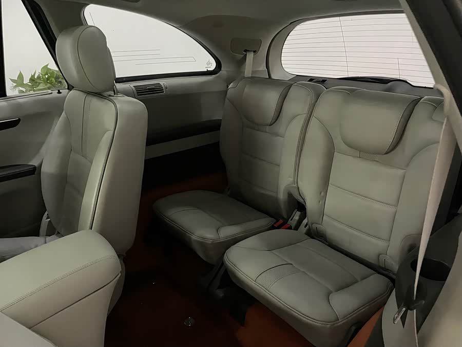 Mercedes-Benz R Class 2013 #13 Mercedes-Benz R Class 2013 car image #13