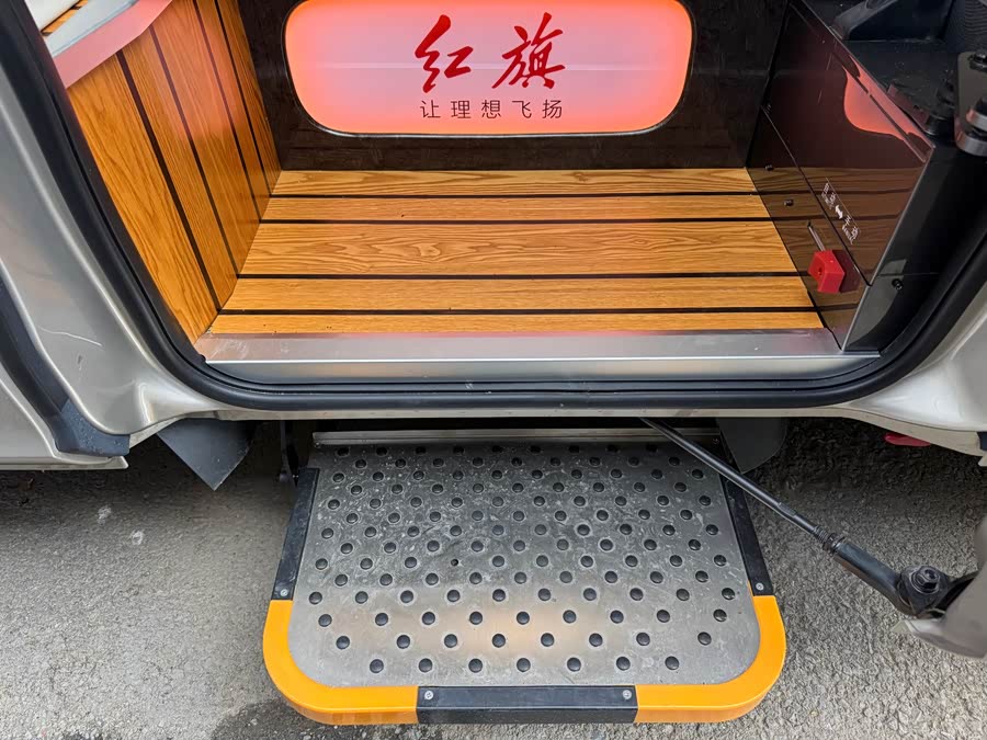 HongQi GuoYue صورة سيارة #13