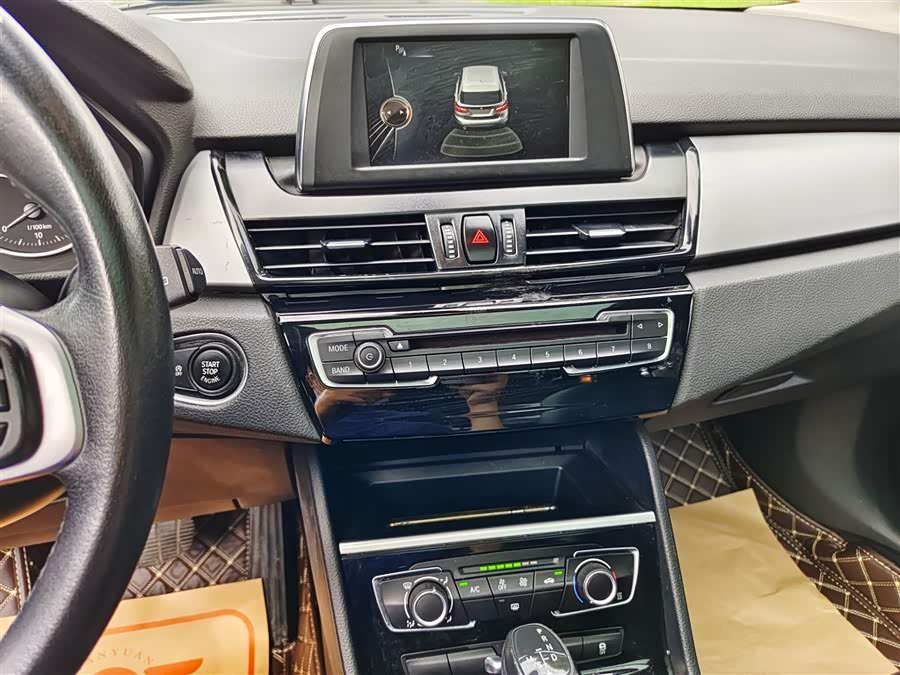 BMW 2 Series Tourer 2017 #13 BMW 2 Series Tourer 2017 imagem de carro #13