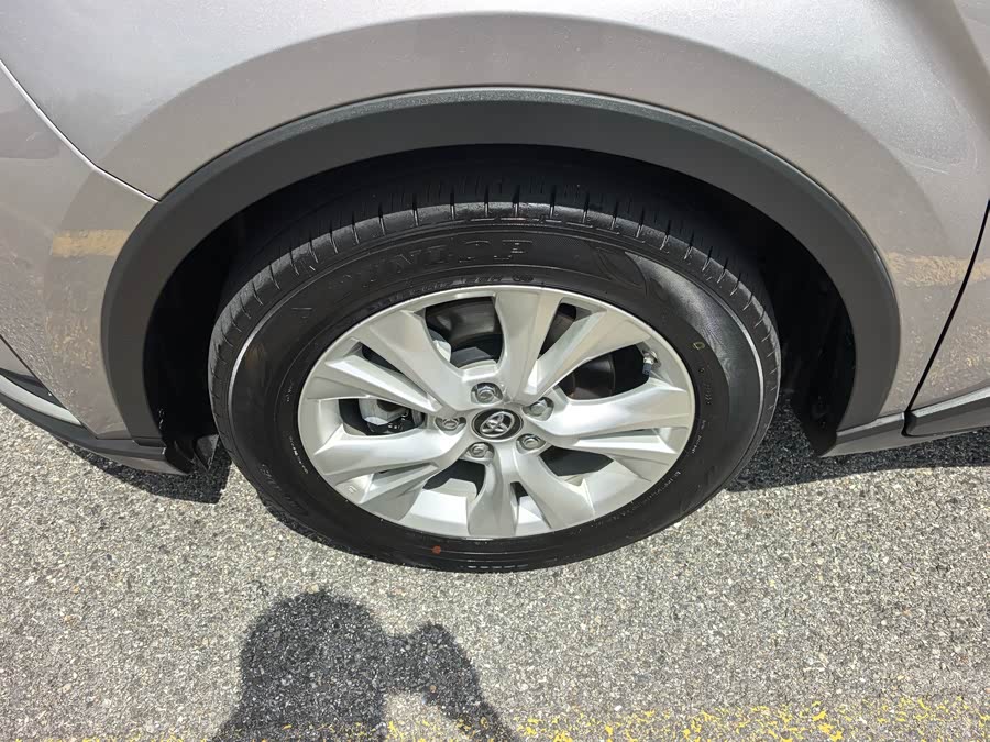 Toyota Izoa 2023 #13 Toyota Izoa 2023 immagine di auto #13