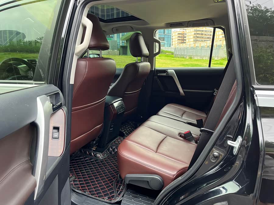 Toyota Prado (Imported) 2016 car image #13