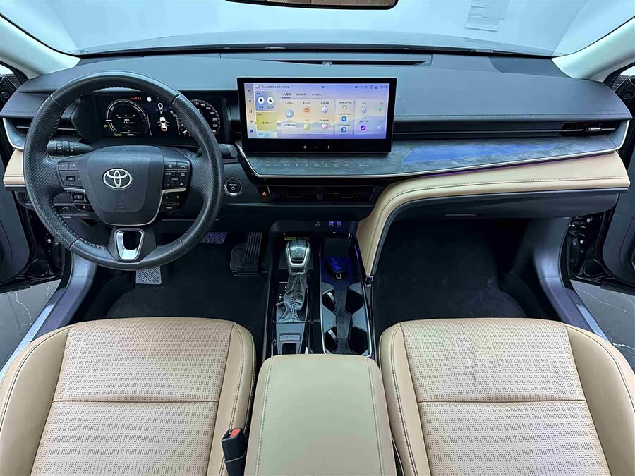 Toyota Camry 2024 car image #13
