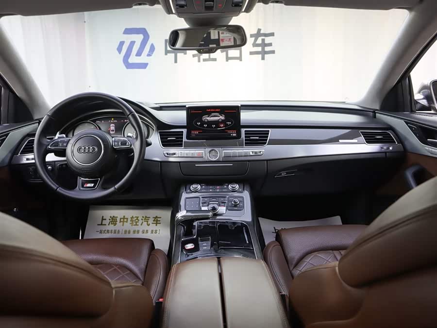 Audi S8 2015 car image #13