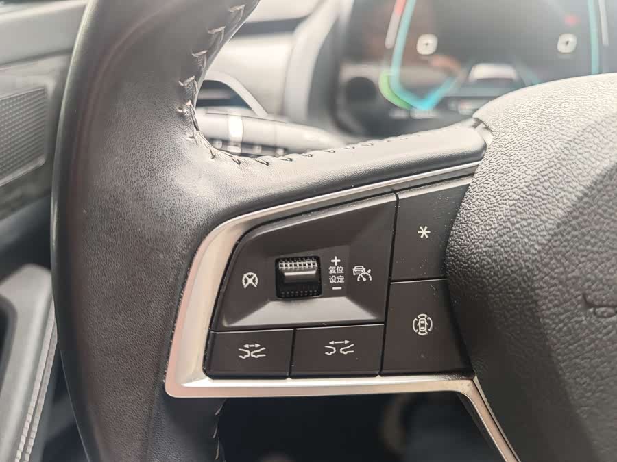 BYD Qin Pro New Energy 2019 car image #13