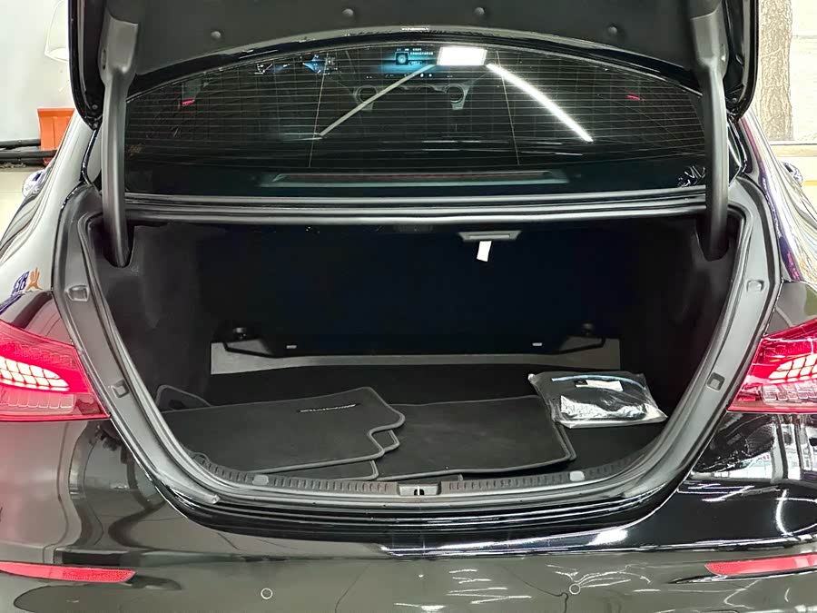 Mercedes-Benz E AMG 2023 #13 Mercedes-Benz E AMG 2023 immagine di auto #13