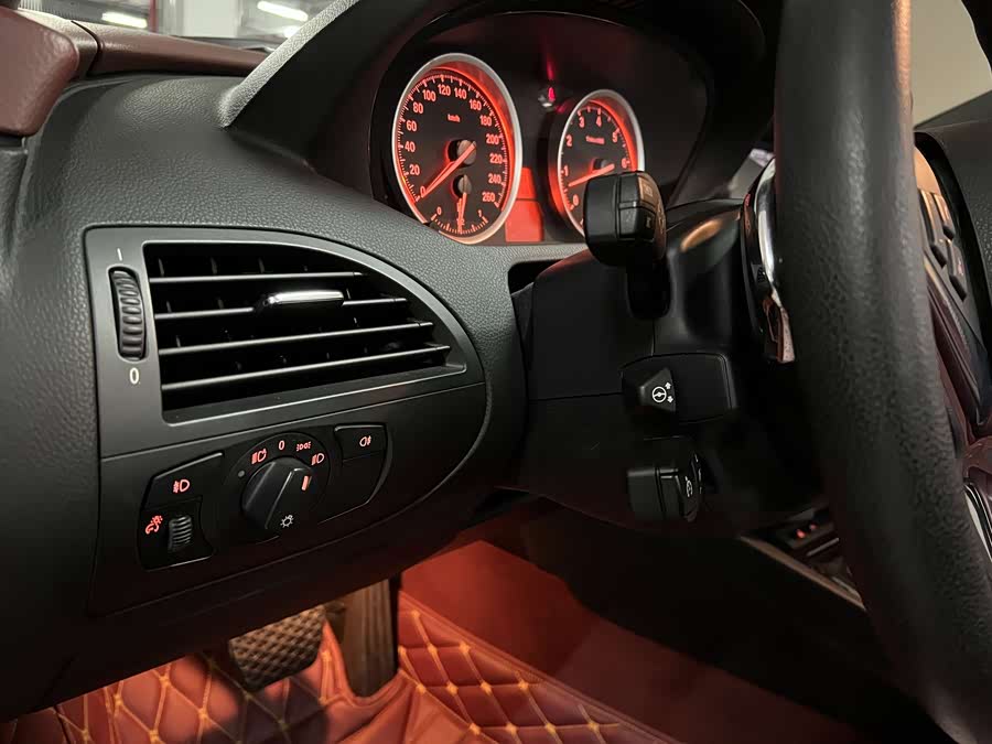 BMW 6 Series 2011 car image #13