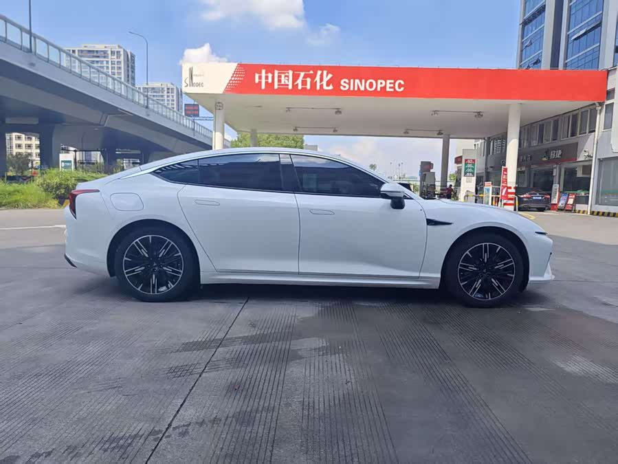 哪吒汽车 哪吒S 2023 #13 哪吒汽车 哪吒S 2023 汽车图片 #13