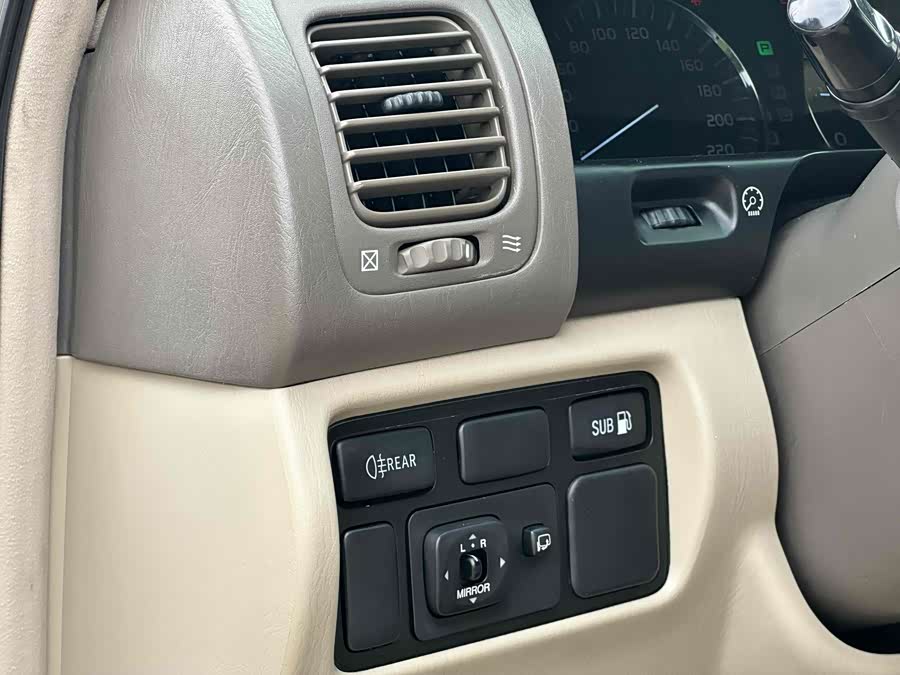 丰田 兰德酷路泽 2006 汽车图片 #13