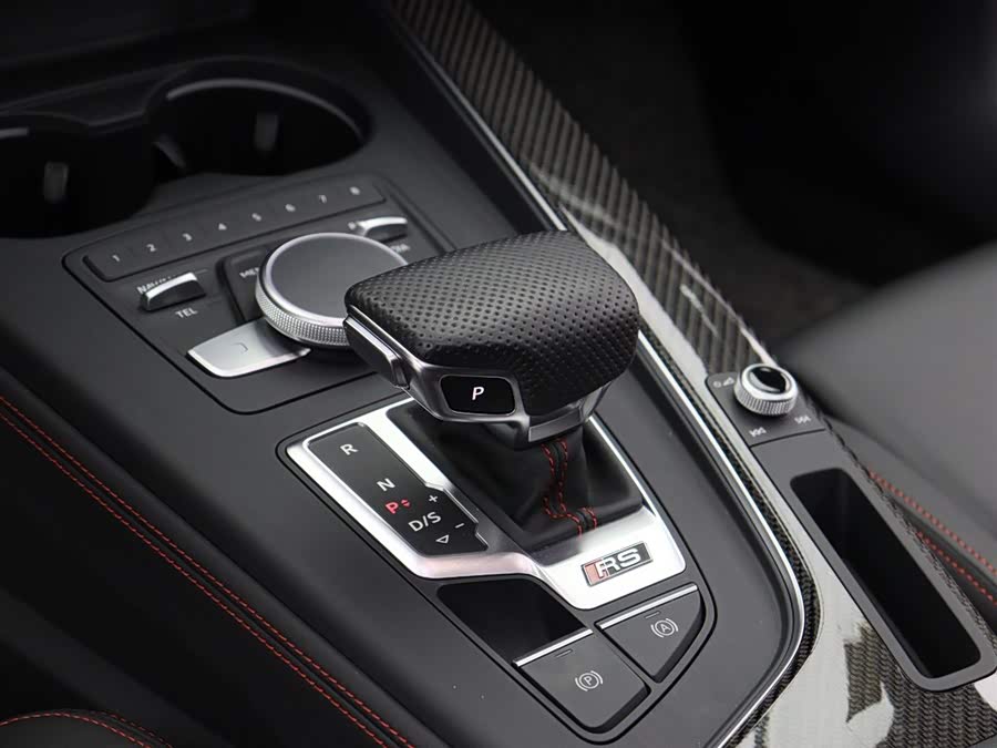 Audi RS 5 2020 car image #13