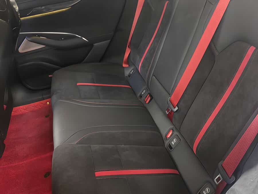 小米汽车 小米SU7 Ultra 2025 汽车图片 #13