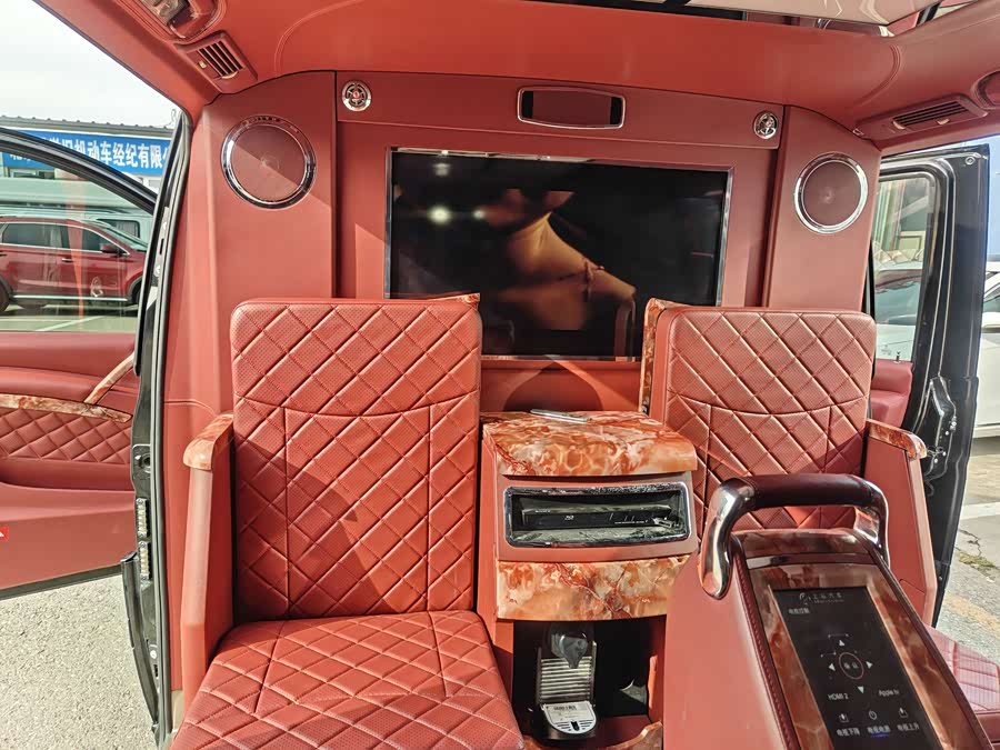 奔驰 唯雅诺 2016 汽车图片 #13