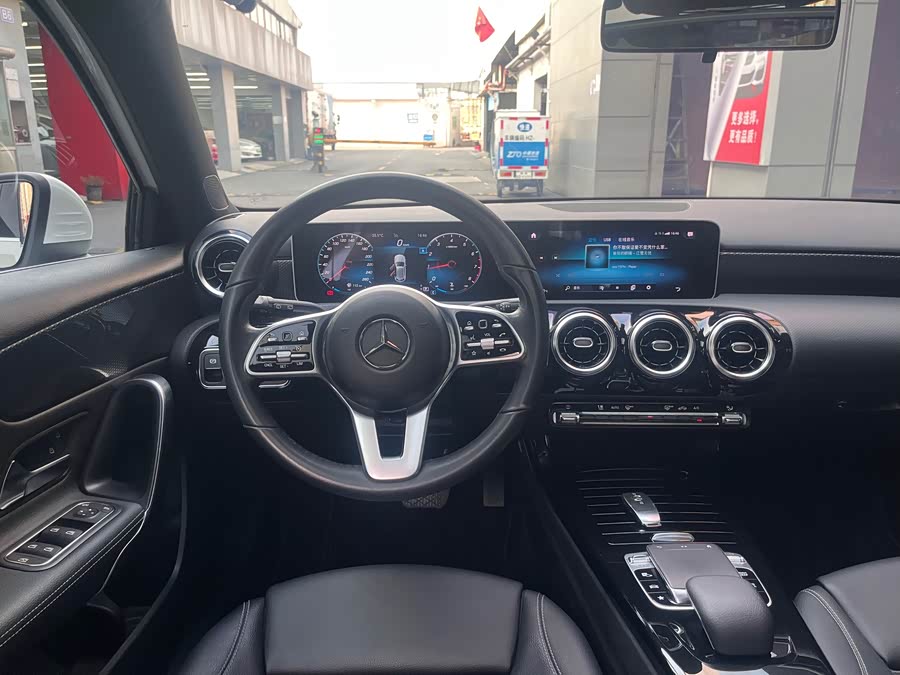 Mercedes-Benz A Class (Imported) 2019 #13 Mercedes-Benz A Class (Imported) 2019 car image #13