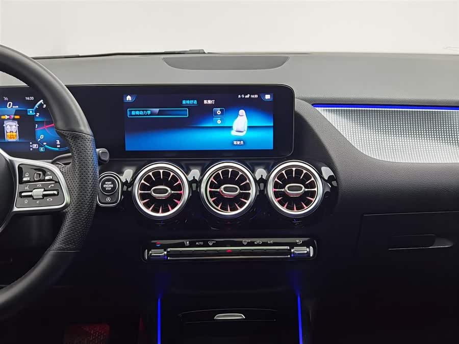 Mercedes-Benz B Class 2021 car image #13