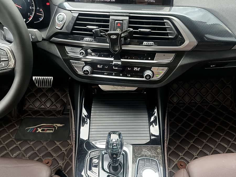 BMW X3 2019 image de voiture #13