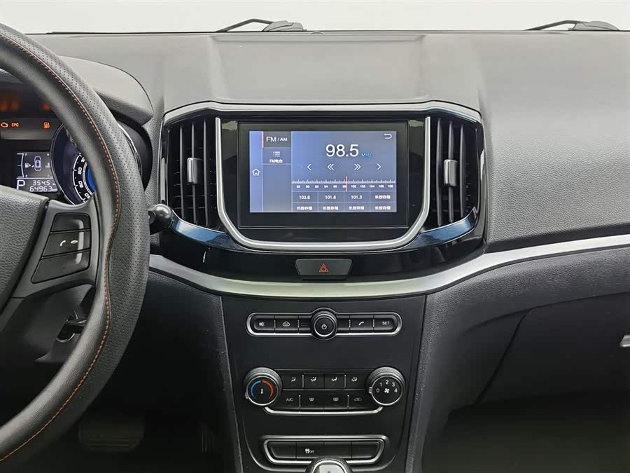 Kaiyi E3 2018 #13 Kaiyi E3 2018 car image #13