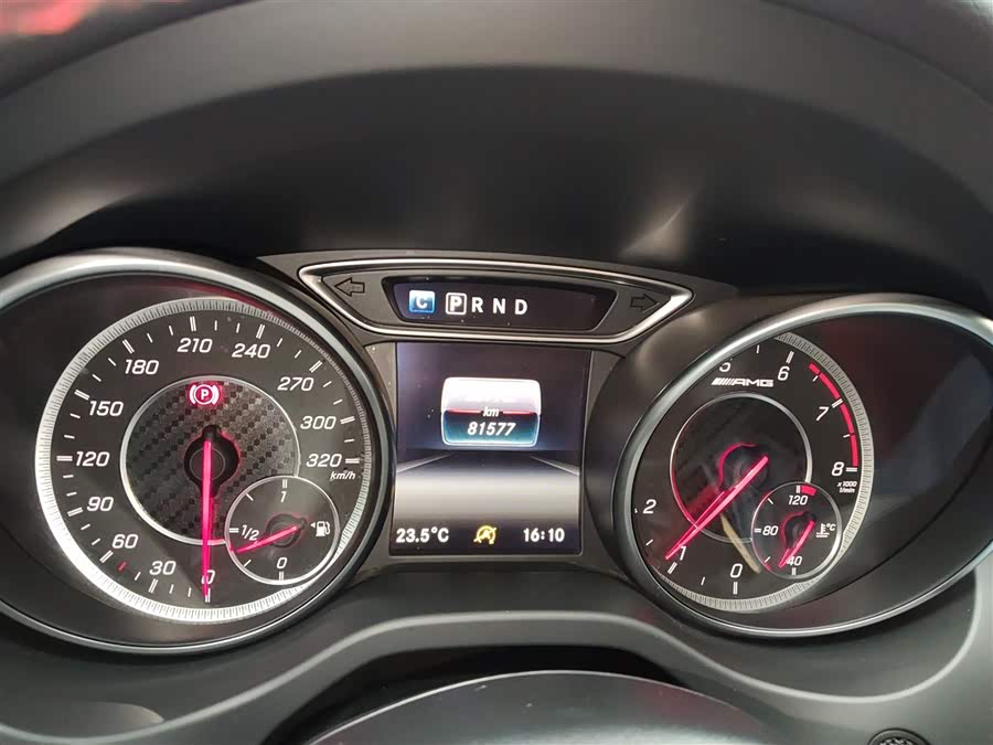 Mercedes-Benz GLA AMG 2018 #13 Mercedes-Benz GLA AMG 2018 car image #13