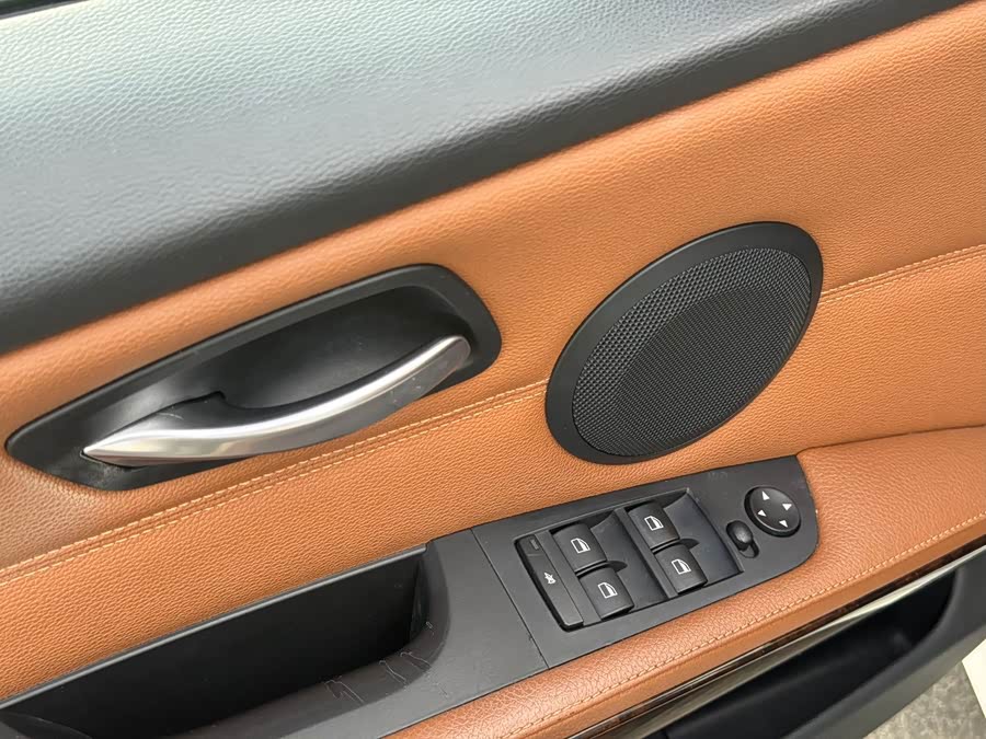 BMW 3 Series (Imported) 2010 car image #13