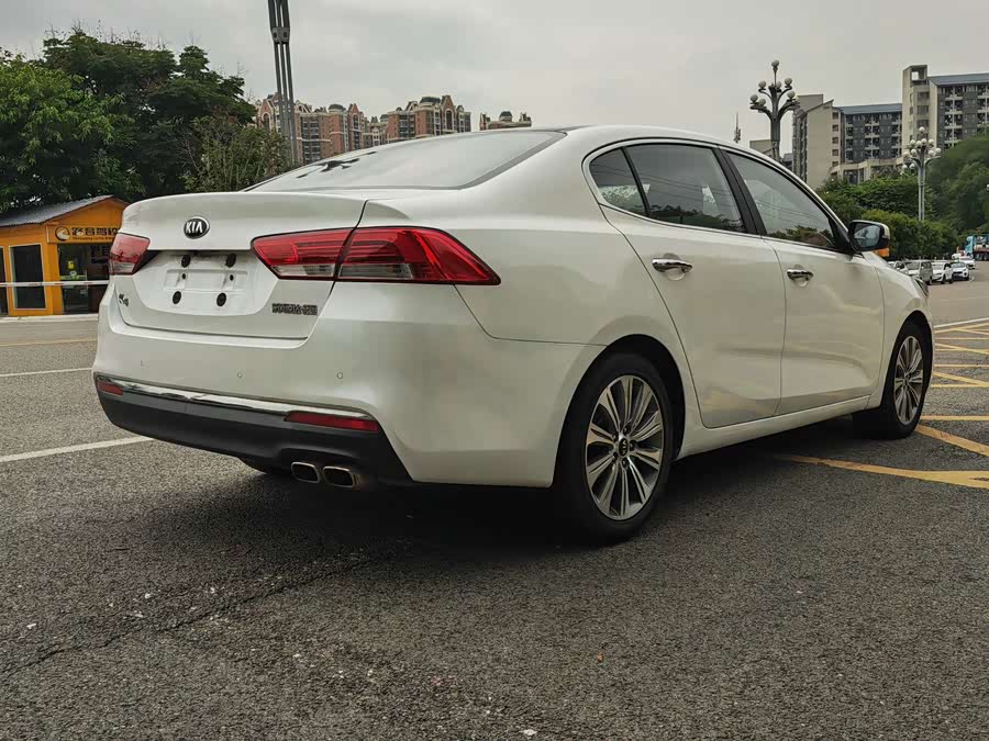 起亚 起亚K4 2015 汽车图片 #13