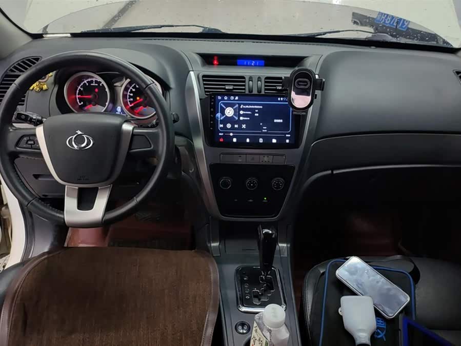 GEELY GX7 2014 car image #13