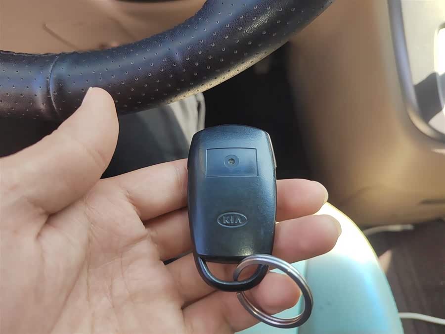 起亚 起亚VQ 2014 汽车图片 #13