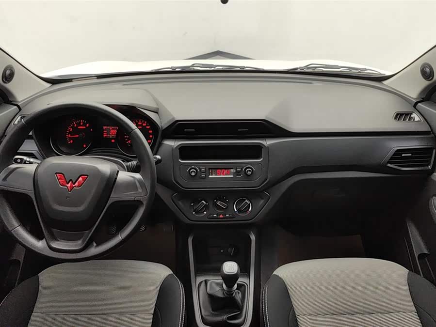 五菱汽车 五菱宏光 2025 #13 五菱汽车 五菱宏光 2025 汽车图片 #13