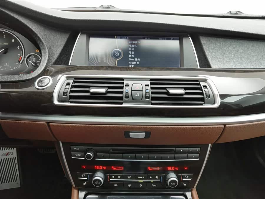 BMW 5 Series GT 2012 #13 BMW 5 Series GT 2012 immagine di auto #13