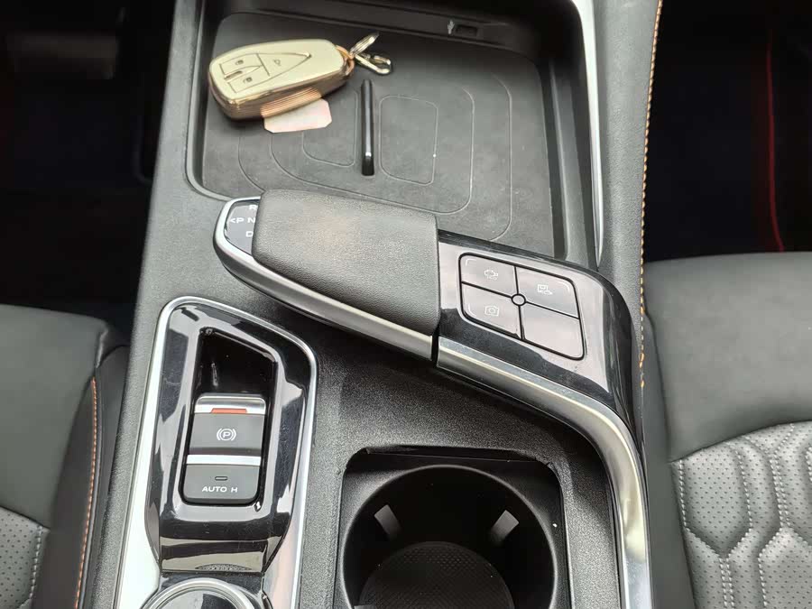 Changan UNI-T 2023 car image #13