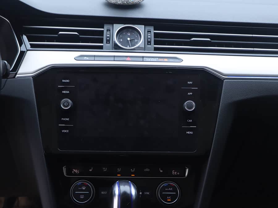 Volkswagen Variant New Energy 2019 صورة سيارة #13