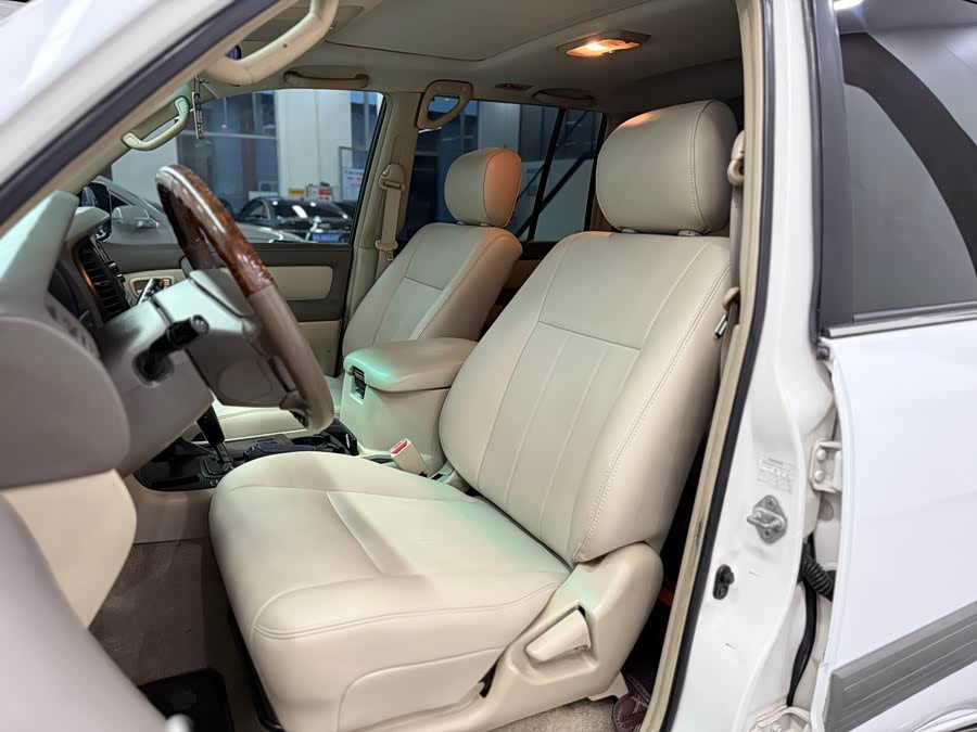 Toyota Land Cruiser 2005 car image #13