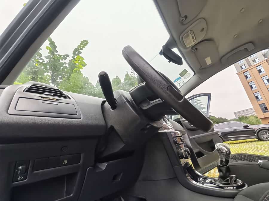 Citroen C-Quatre 2013 car image #13