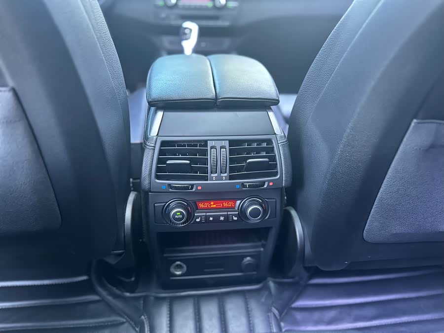 BMW X5 M 2014 #13 BMW X5 M 2014 car image #13