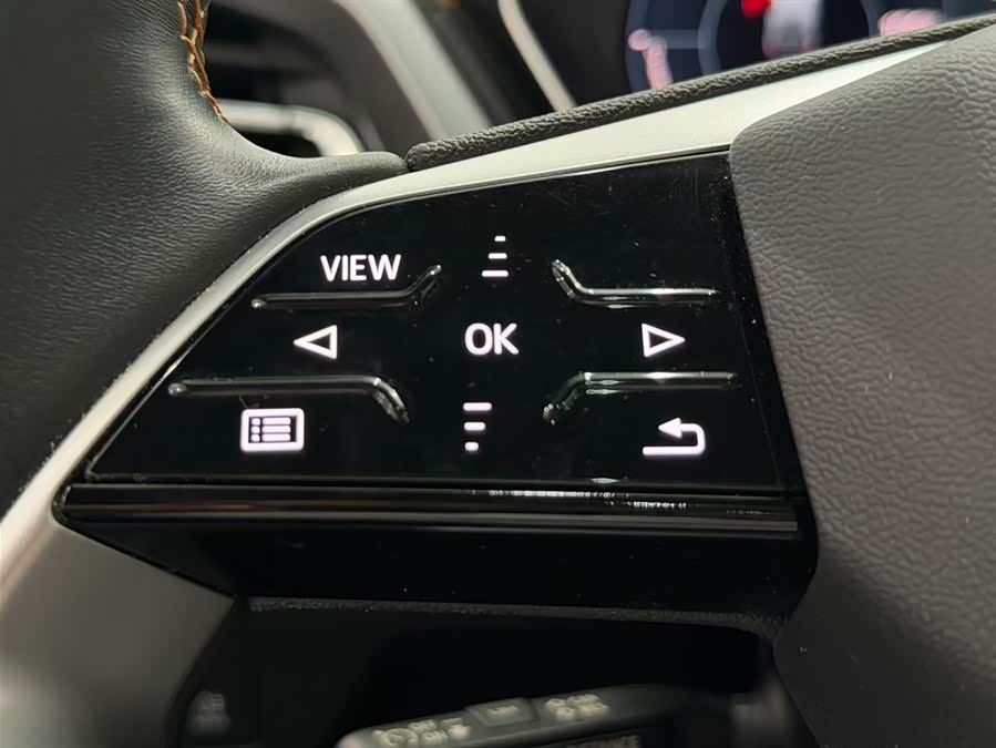 Audi Q4 e-tron 2024 immagine di auto #13