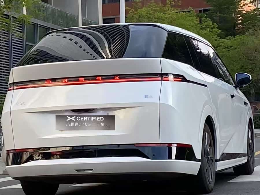 Xpeng X9 2024 immagine di auto #13