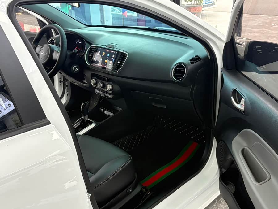 起亚 焕驰 2022 汽车图片 #13