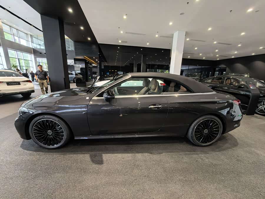 Mercedes-Benz CLE Class 2025 #13 Mercedes-Benz CLE Class 2025 car image #13