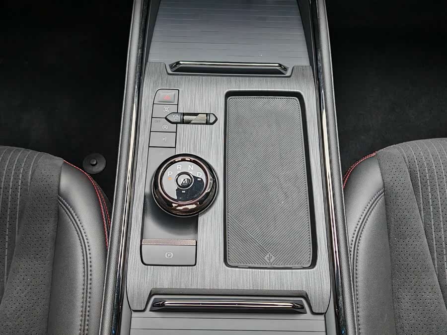 Ford Evos 2023 car image #13