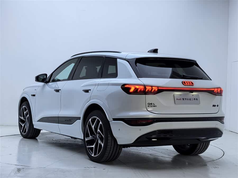 Audi Q6L e-tron 2025 imagem de carro #13