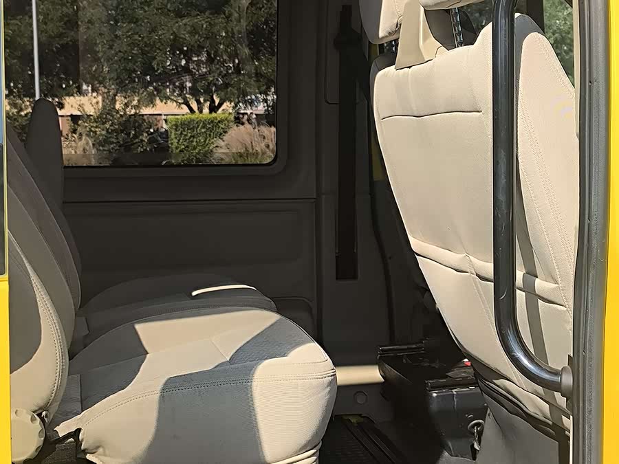 Ford New Transit 2017 car image #13