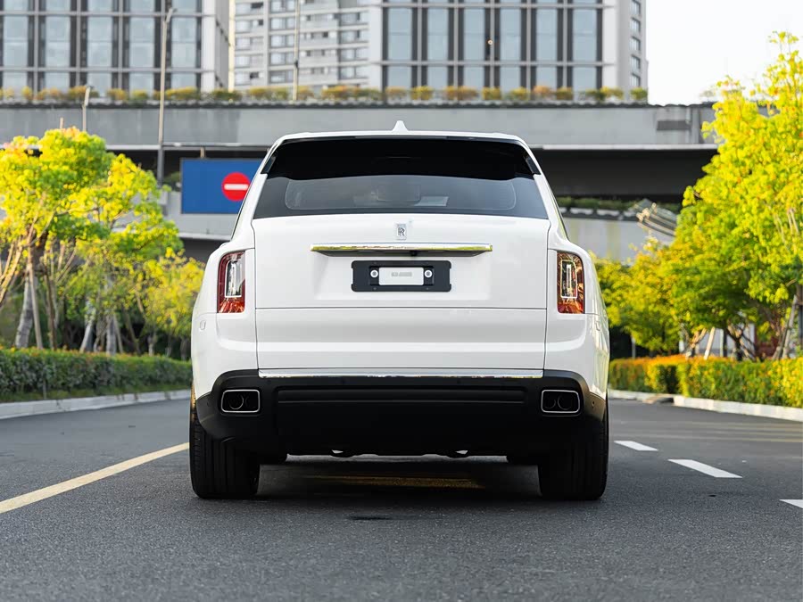 劳斯莱斯 库里南 2023 #13 劳斯莱斯 库里南 2023 汽车图片 #13