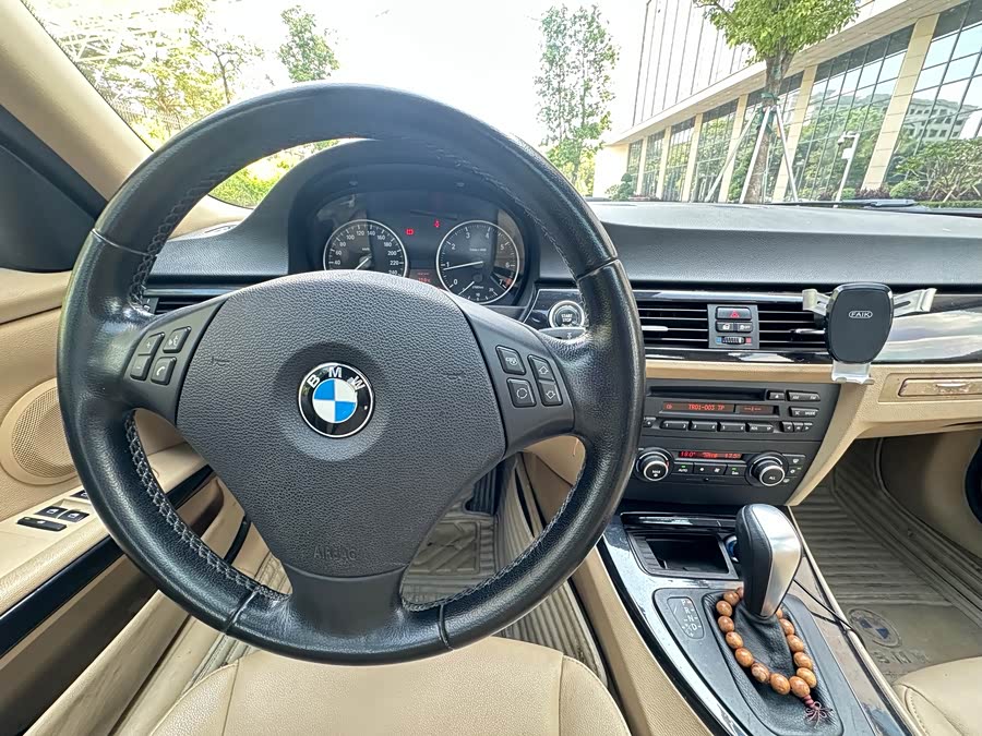 BMW 3 Series (Imported) 2012 изображение автомобиля #13