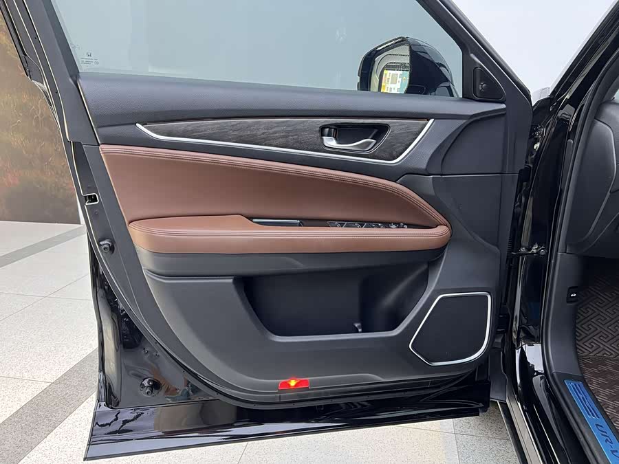 Honda UR-V 2022 car image #13