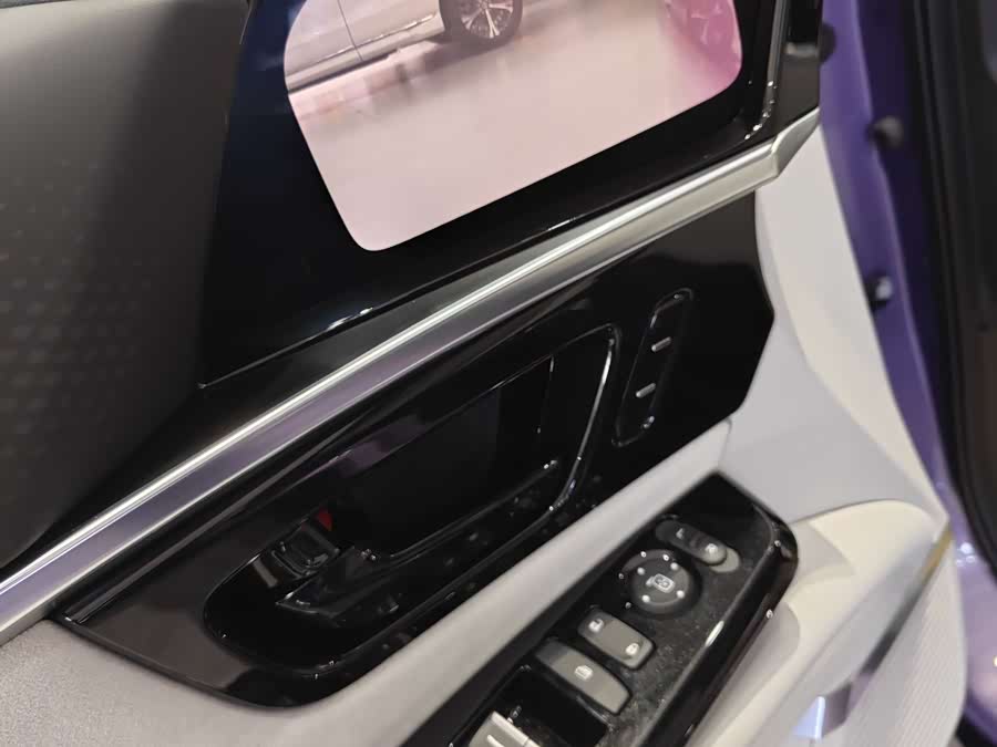 Honda P7 2025 car image #13