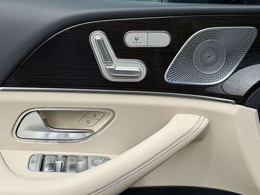 Mercedes-Benz GLE Class 2020 #13 Mercedes-Benz GLE Class 2020 car image #13