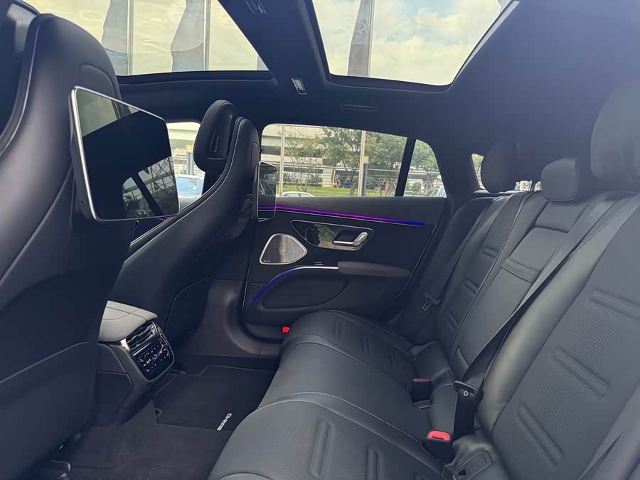 Mercedes-Benz EQS AMG 2025 imagen de coche #13