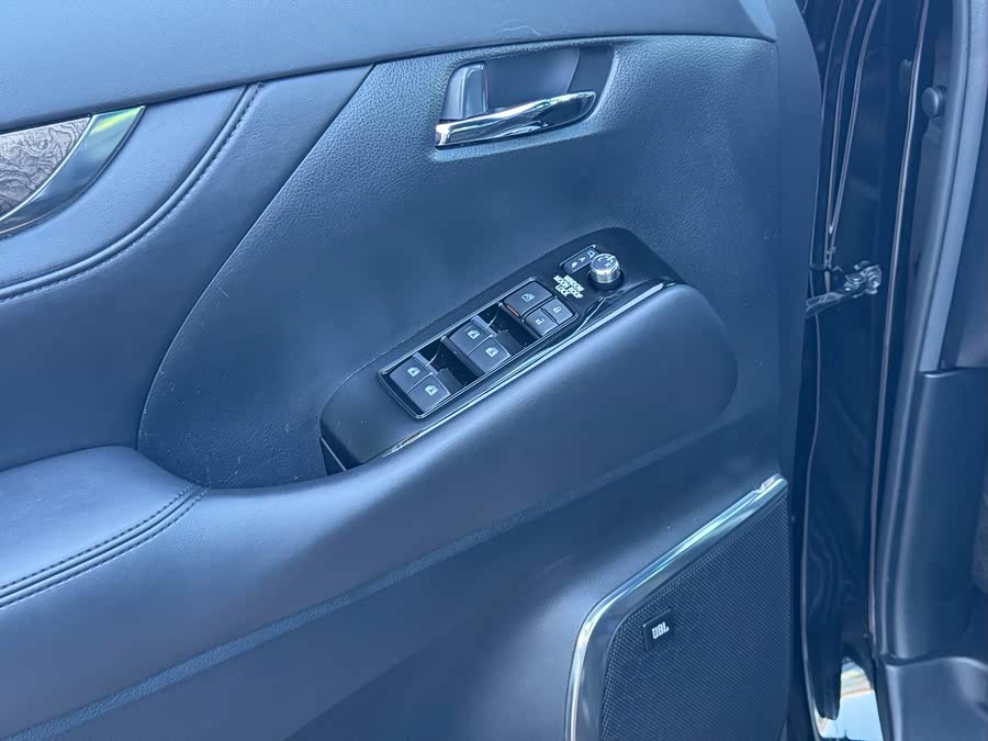 丰田 埃尔法 2020 汽车图片 #13