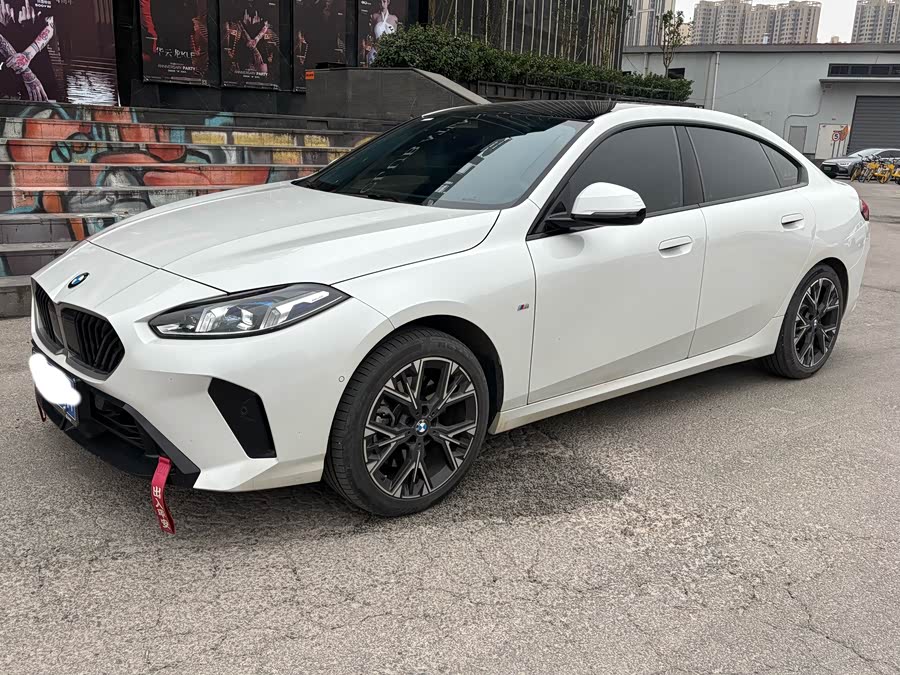 BMW 2 Series 2025 #13 BMW 2 Series 2025 immagine di auto #13