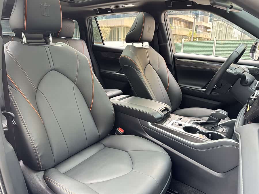 Toyota Crown Kluger 2025 car image #13